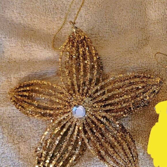 7 Assorted Christmas items              (7 items total) - Picture 3 of 7